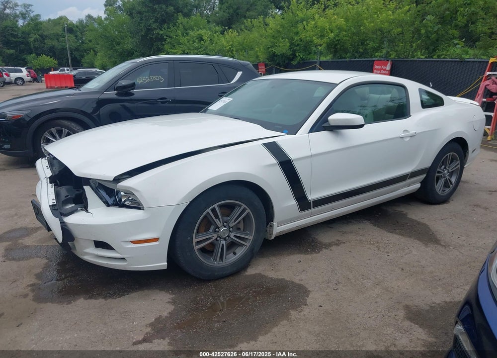 2013 FORD MUSTANG VIN: 1ZVBP8AM0D5204730