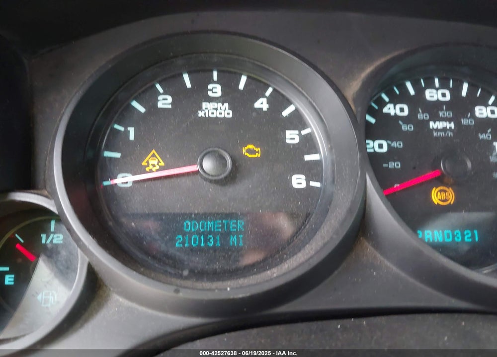 2007 CHEVROLET SILVERADO 1500 LS VIN: 2GCEC13C271721492