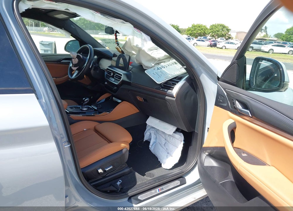 2023 BMW X4 VIN: 5UX33DT04P9P72450