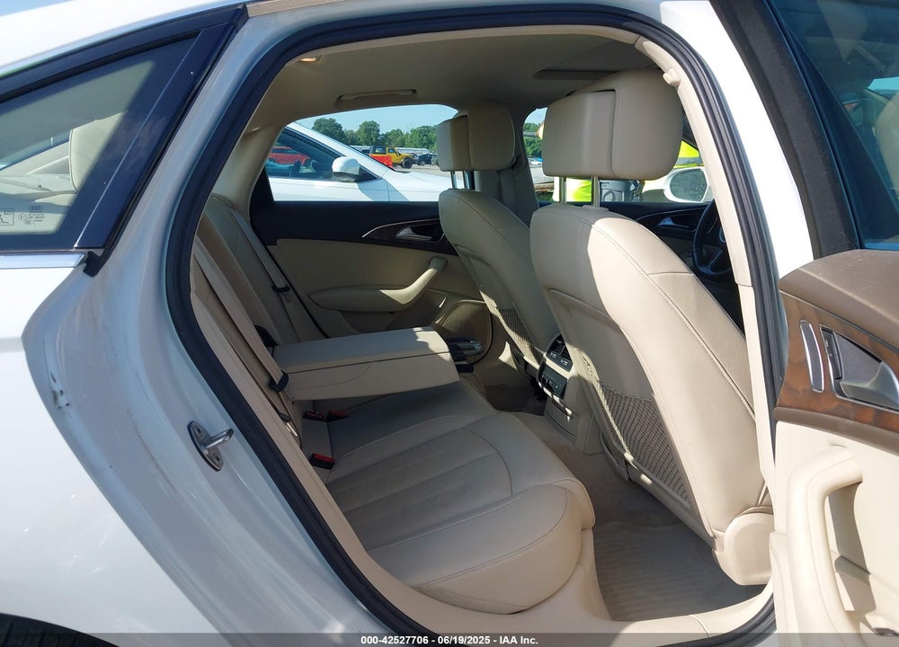 2016 AUDI A6 VIN: WAUFGAFC3GN123217