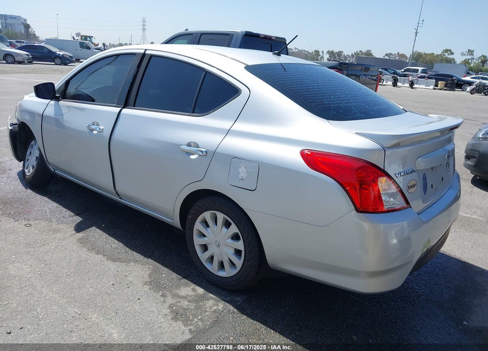 2018 NISSAN VERSA VIN: 3N1CN7APXJK407372