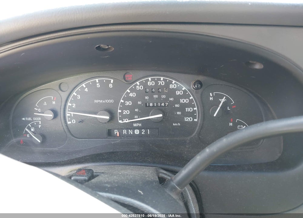 2001 MERCURY MOUNTAINEER VIN: 4M2ZU86P21UJ09305
