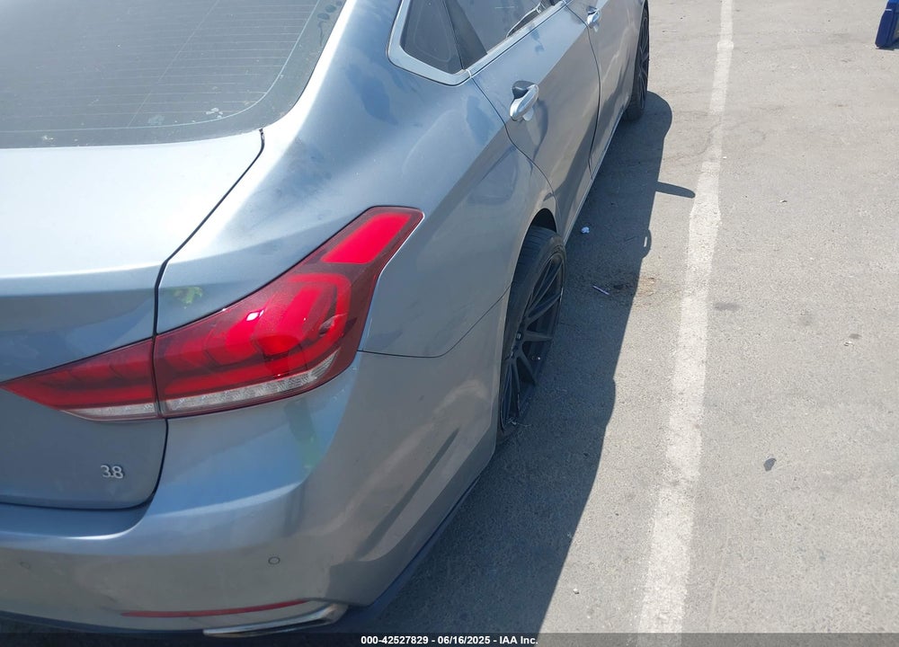 2016 HYUNDAI GENESIS VIN: KMHGN4JE6GU136794