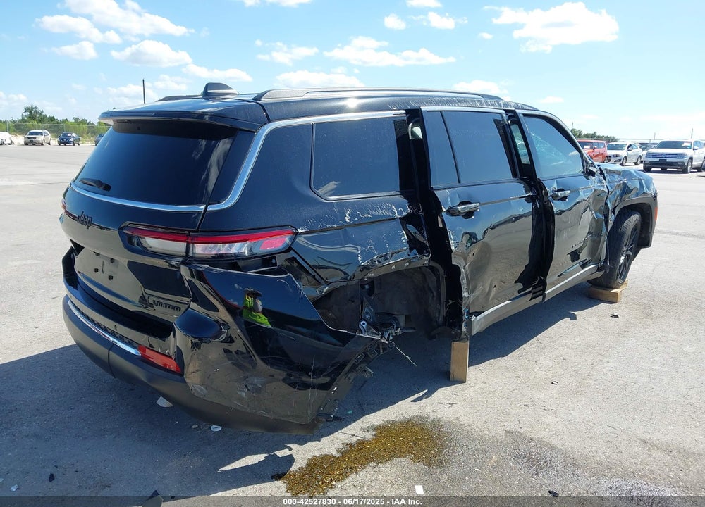 2023 JEEP GRAND CHEROKEE L VIN: 1C4RJJBG2P8811864