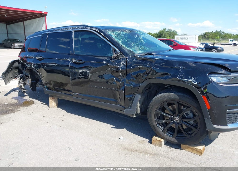 2023 JEEP GRAND CHEROKEE L VIN: 1C4RJJBG2P8811864