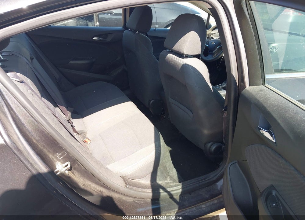 2017 CHEVROLET CRUZE LT AUTO VIN: 1G1BE5SM1H7189311