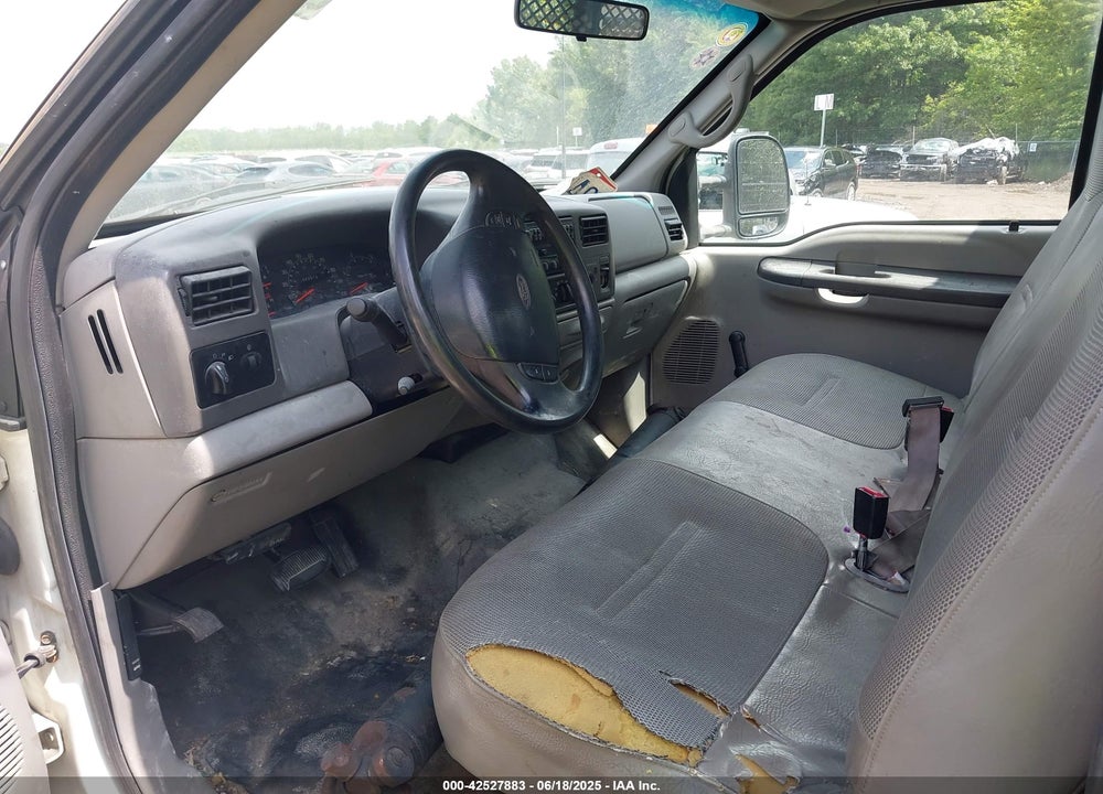 2001 FORD F-550 XL/XLT VIN: 1FDAF56F51EA40991