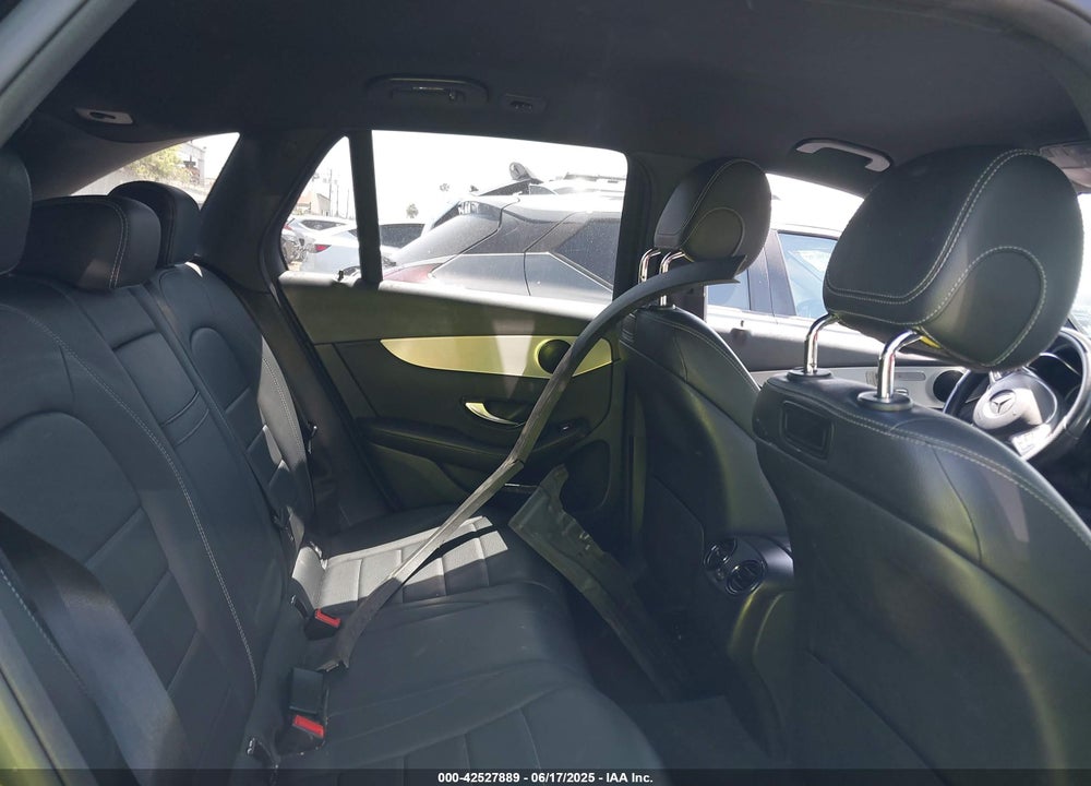 2019 MERCEDES-BENZ GLC 300 4MATIC VIN: WDC0G4KB5KV151983