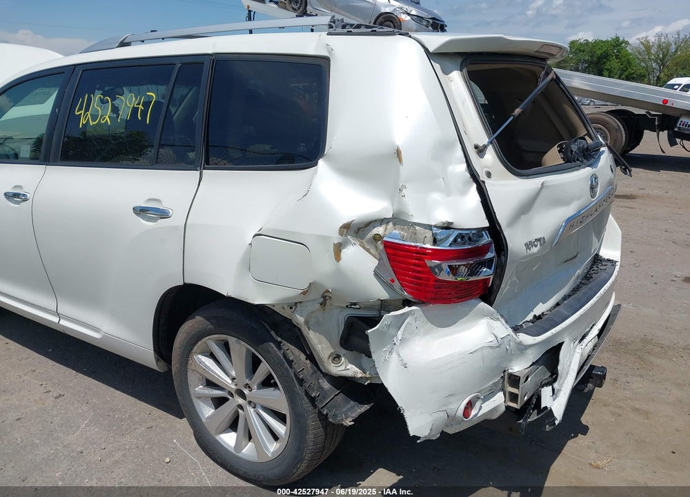 2008 TOYOTA HIGHLANDER HYBRID LIMITED VIN: JTEEW44A282005601