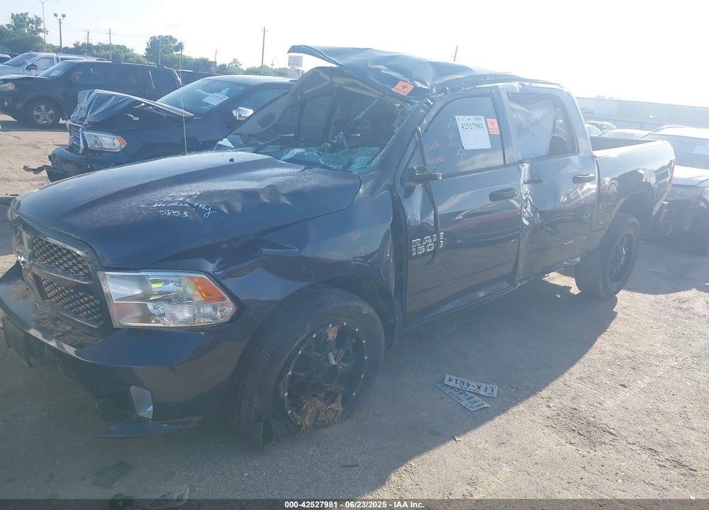 2016 RAM 1500 VIN: 1C6RR6KG2GS135853