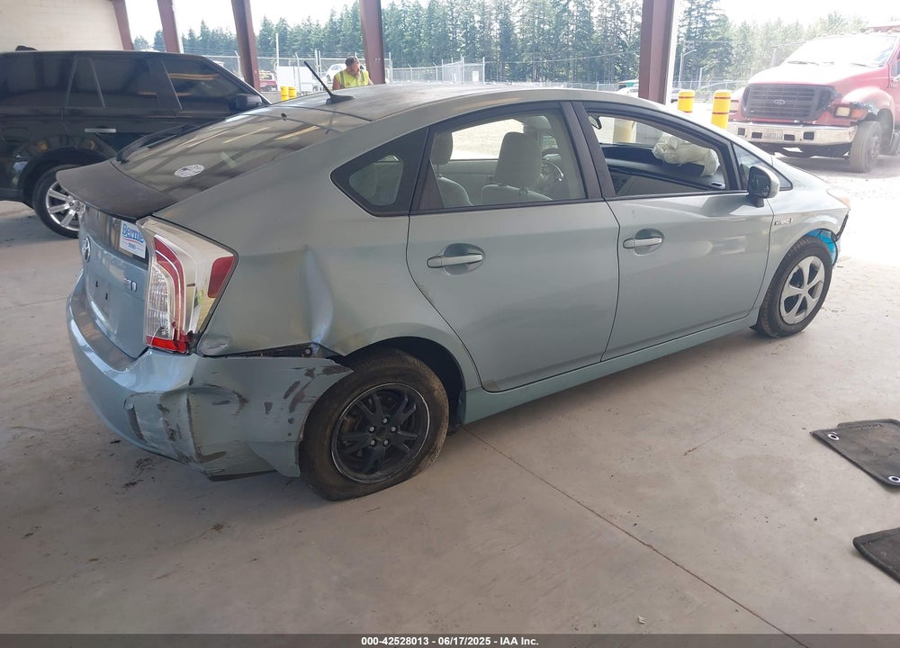 2013 TOYOTA PRIUS THREE VIN: JTDKN3DUXD1730281