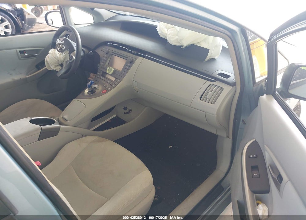2013 TOYOTA PRIUS THREE VIN: JTDKN3DUXD1730281