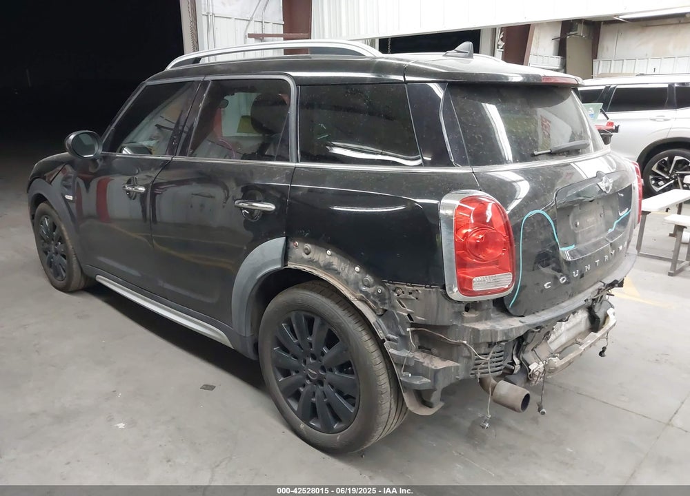 2017 MINI COOPER COUNTRYMAN VIN: WMZYS7C37H3E06530
