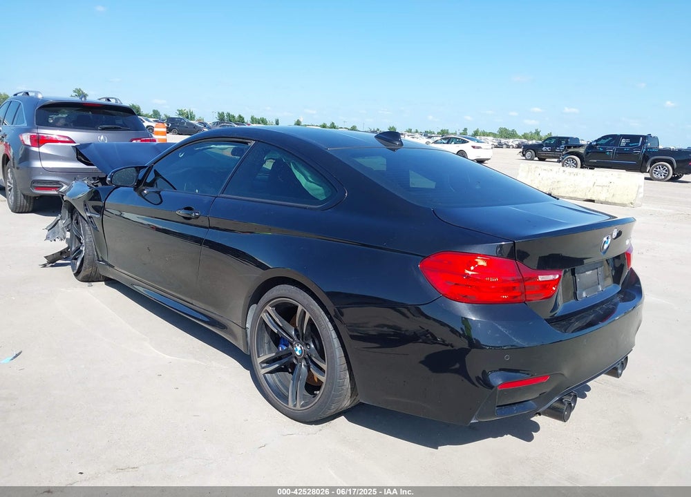 2015 BMW M4 VIN: WBS3R9C59FK330319