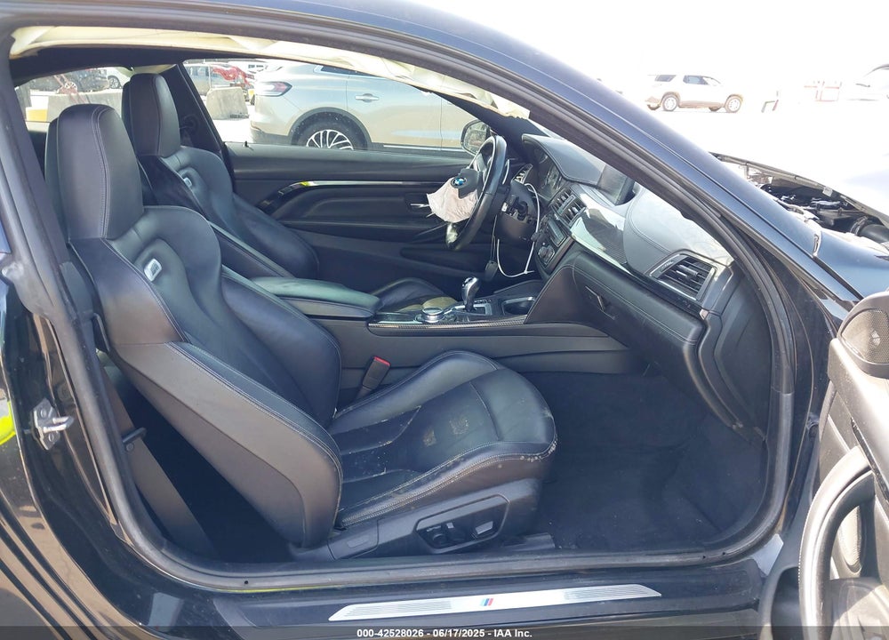 2015 BMW M4 VIN: WBS3R9C59FK330319