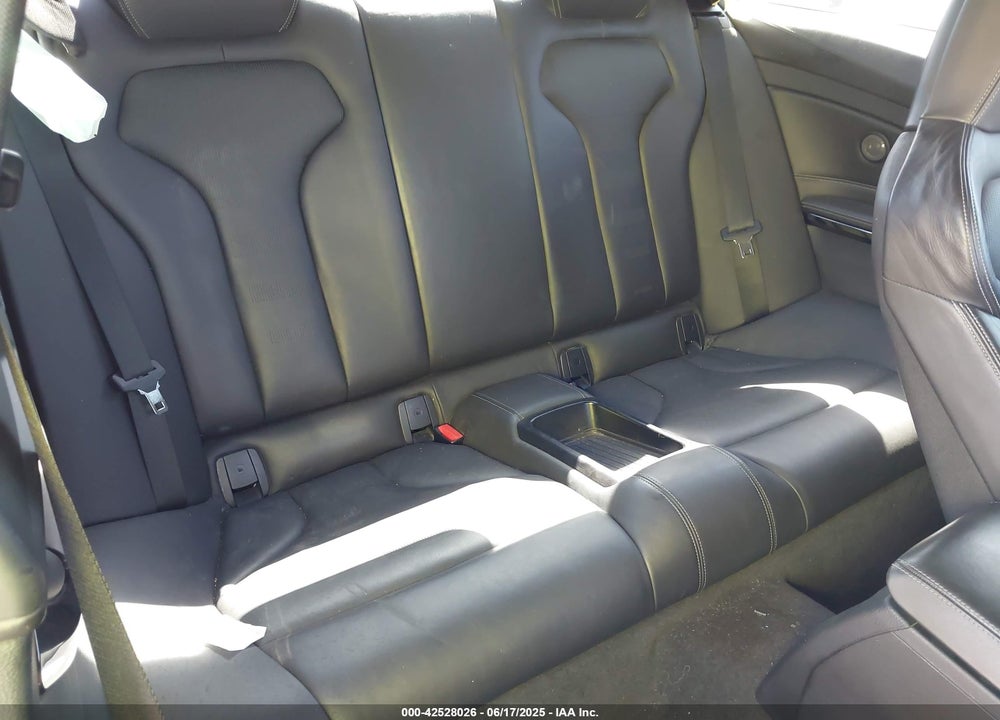 2015 BMW M4 VIN: WBS3R9C59FK330319
