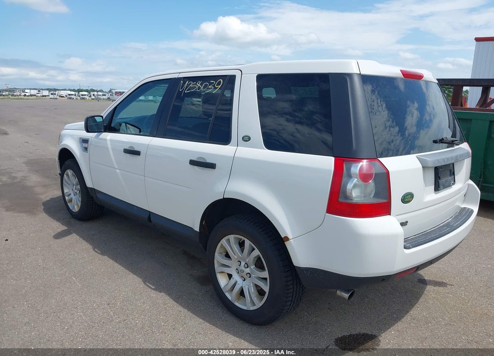 2008 LAND ROVER LR2 VIN: SALFP24NX8H039210