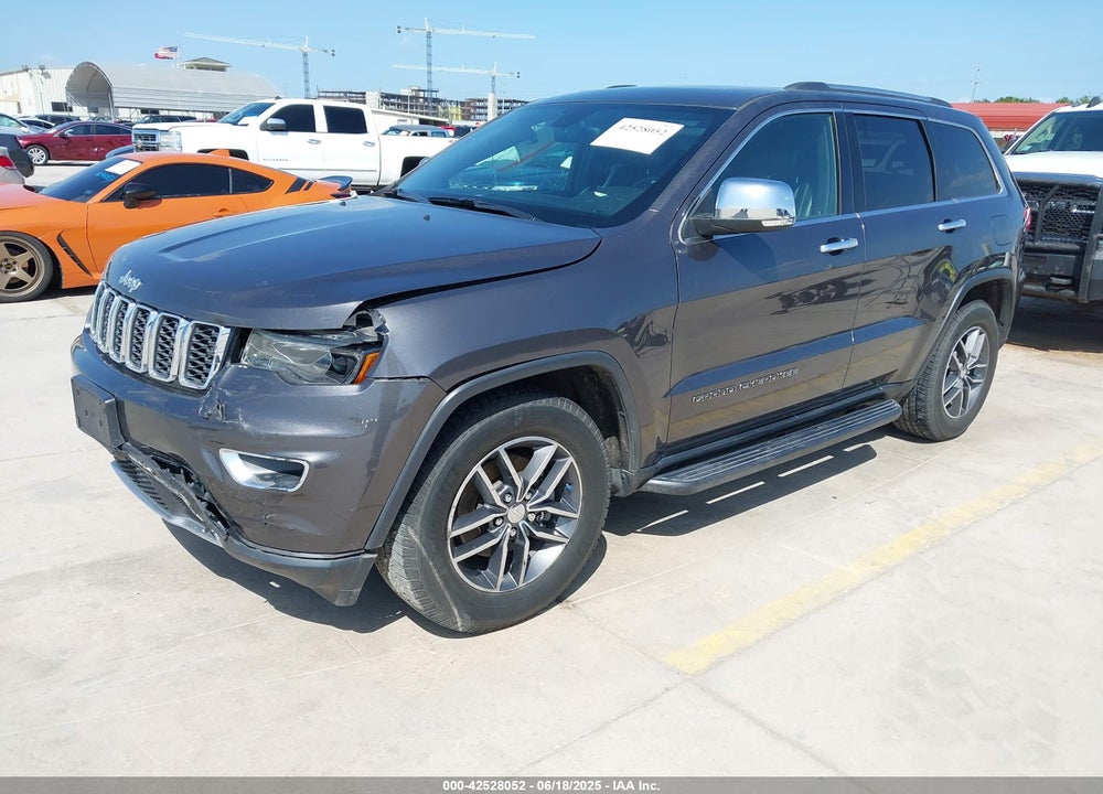 2017 JEEP GRAND CHEROKEE VIN: 1C4RJEBG0HC813893