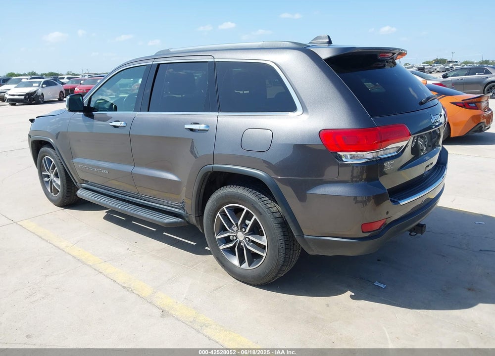 2017 JEEP GRAND CHEROKEE VIN: 1C4RJEBG0HC813893