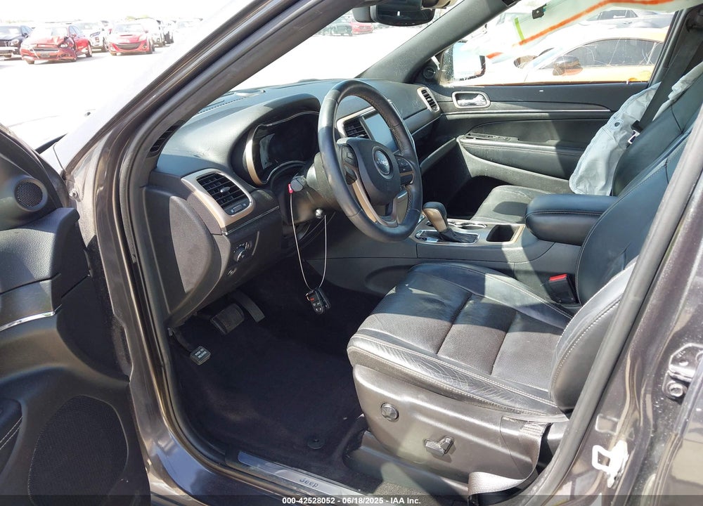 2017 JEEP GRAND CHEROKEE VIN: 1C4RJEBG0HC813893