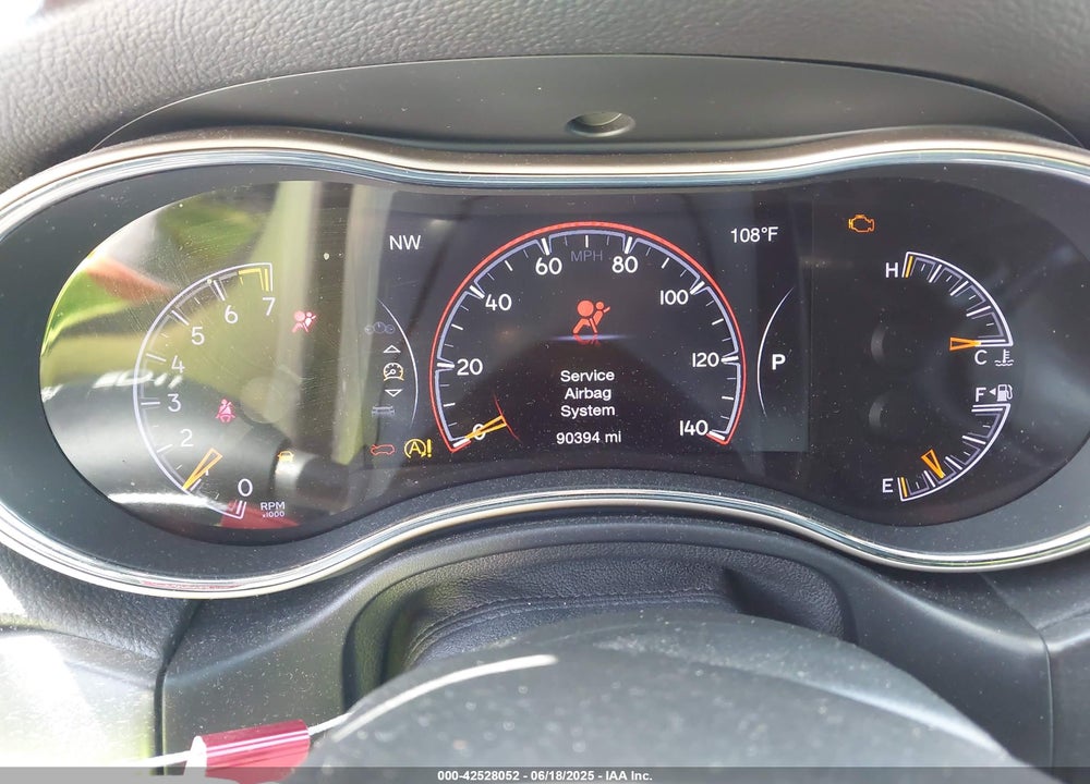 2017 JEEP GRAND CHEROKEE VIN: 1C4RJEBG0HC813893