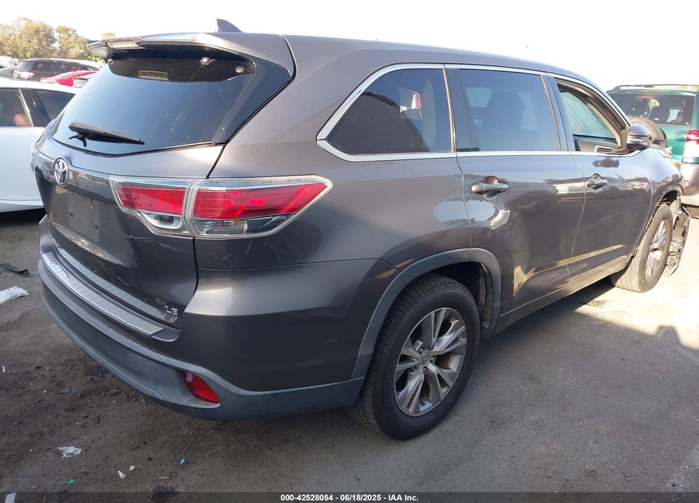 2015 TOYOTA HIGHLANDER LE PLUS V6 VIN: 5TDZKRFH9FS107055