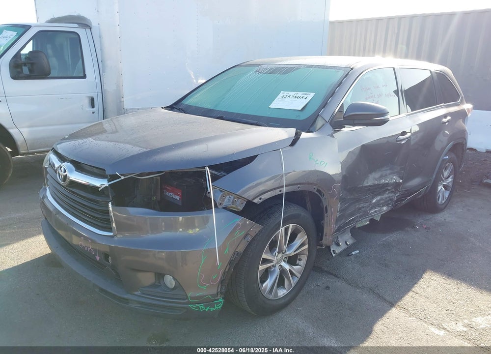 2015 TOYOTA HIGHLANDER LE PLUS V6 VIN: 5TDZKRFH9FS107055
