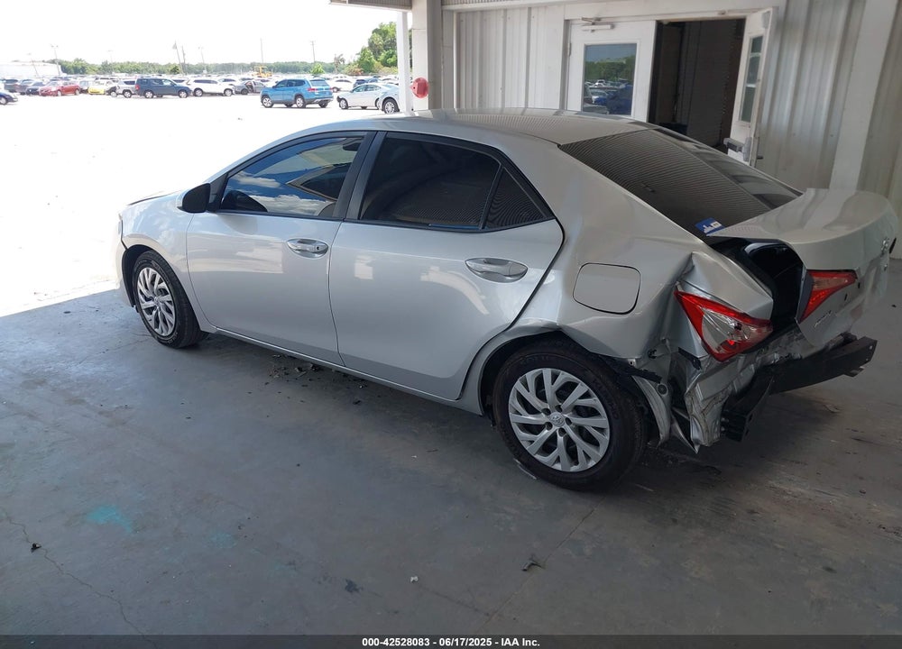 2018 TOYOTA COROLLA LE VIN: 5YFBURHE4JP779721