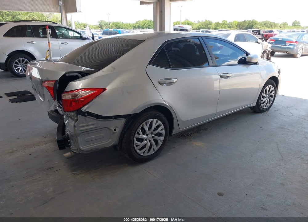 2018 TOYOTA COROLLA LE VIN: 5YFBURHE4JP779721