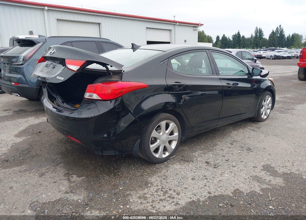 2013 HYUNDAI ELANTRA VIN: 5NPDH4AE3DH308347
