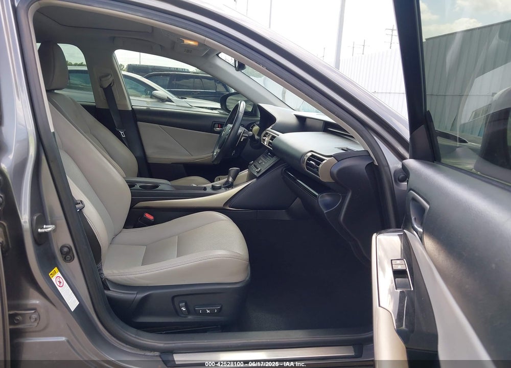 2015 LEXUS IS 250 VIN: JTHBF1D28F5063687