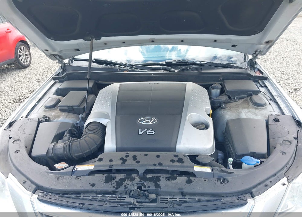 2009 HYUNDAI GENESIS 3.8 VIN: KMHGC46E29U017299