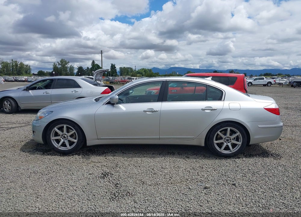 2009 HYUNDAI GENESIS 3.8 VIN: KMHGC46E29U017299