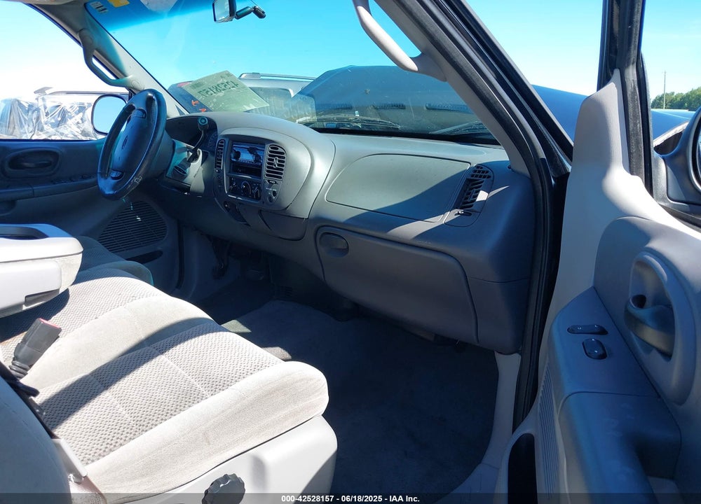 2001 FORD F-150 LARIAT/XL/XLT VIN: 2FTRX18W71CA99637