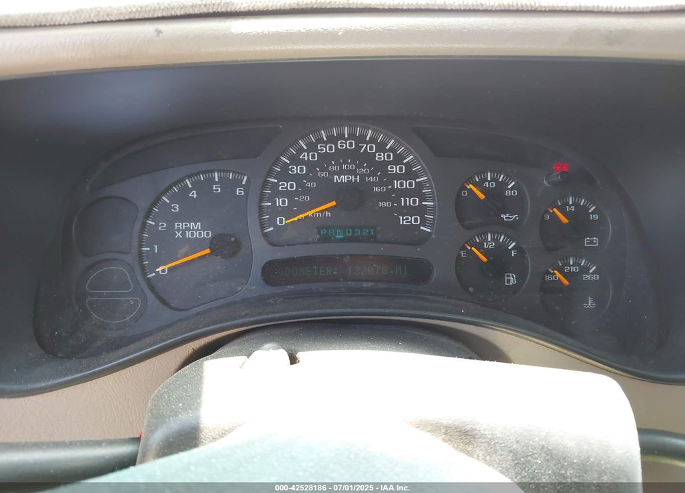 2003 CHEVROLET SUBURBAN 1500 LS VIN: 1GNEC16Z23J218746