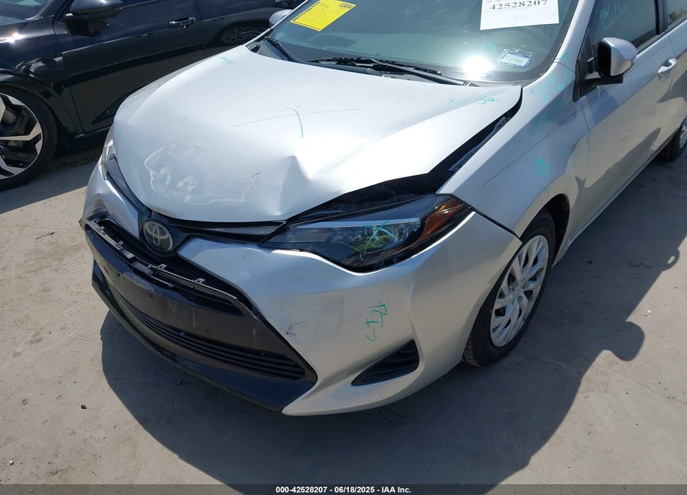 2019 TOYOTA COROLLA VIN: 5YFBURHE4KP881845