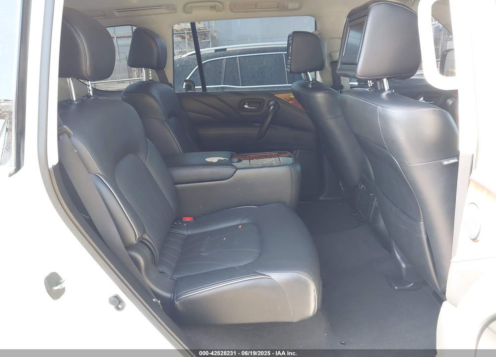 2015 INFINITI QX80 VIN: JN8AZ2NF0F9570866