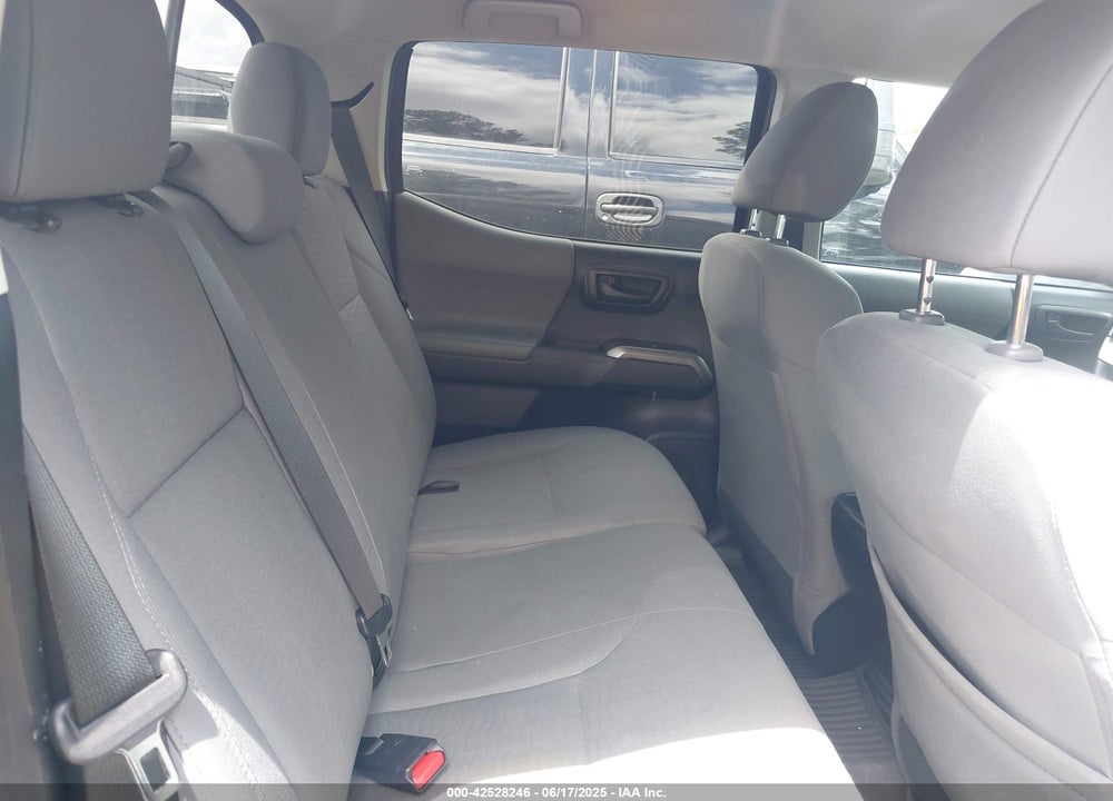 2018 TOYOTA TACOMA VIN: 3TMAZ5CN0JM074127