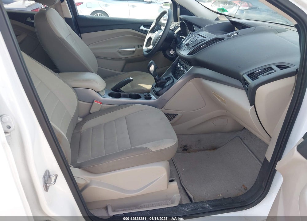 2015 FORD ESCAPE VIN: 1FMCU0G74FUA28076