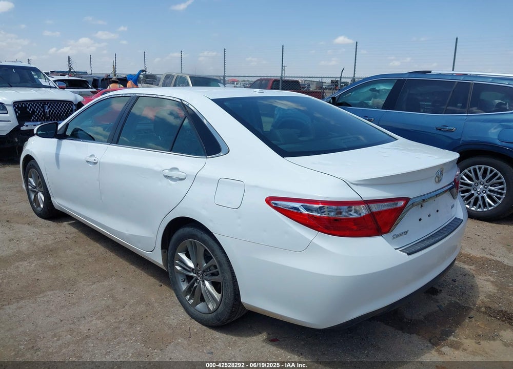 2017 TOYOTA CAMRY SE VIN: 4T1BF1FK0HU413736
