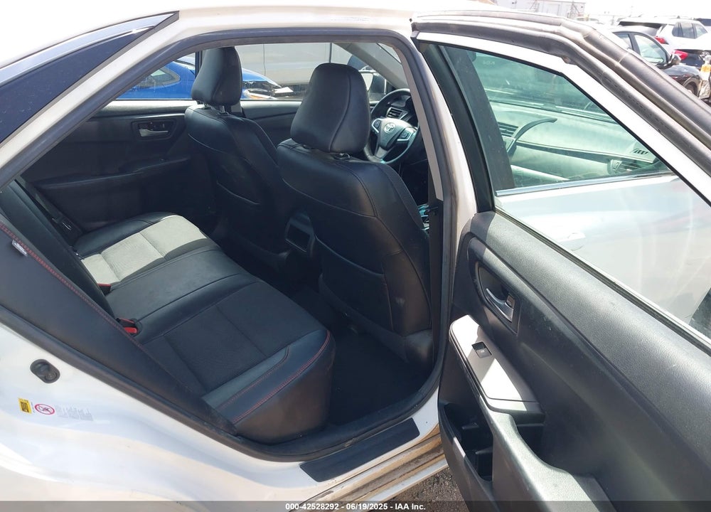 2017 TOYOTA CAMRY SE VIN: 4T1BF1FK0HU413736
