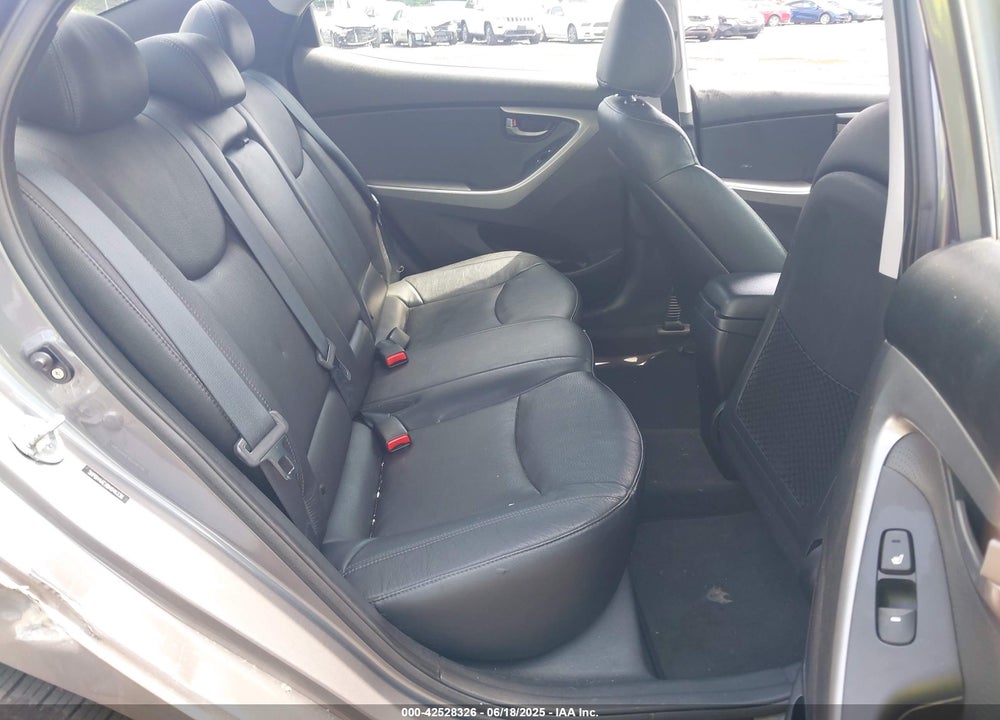 2011 HYUNDAI ELANTRA VIN: 5NPDH4AEXBH046338