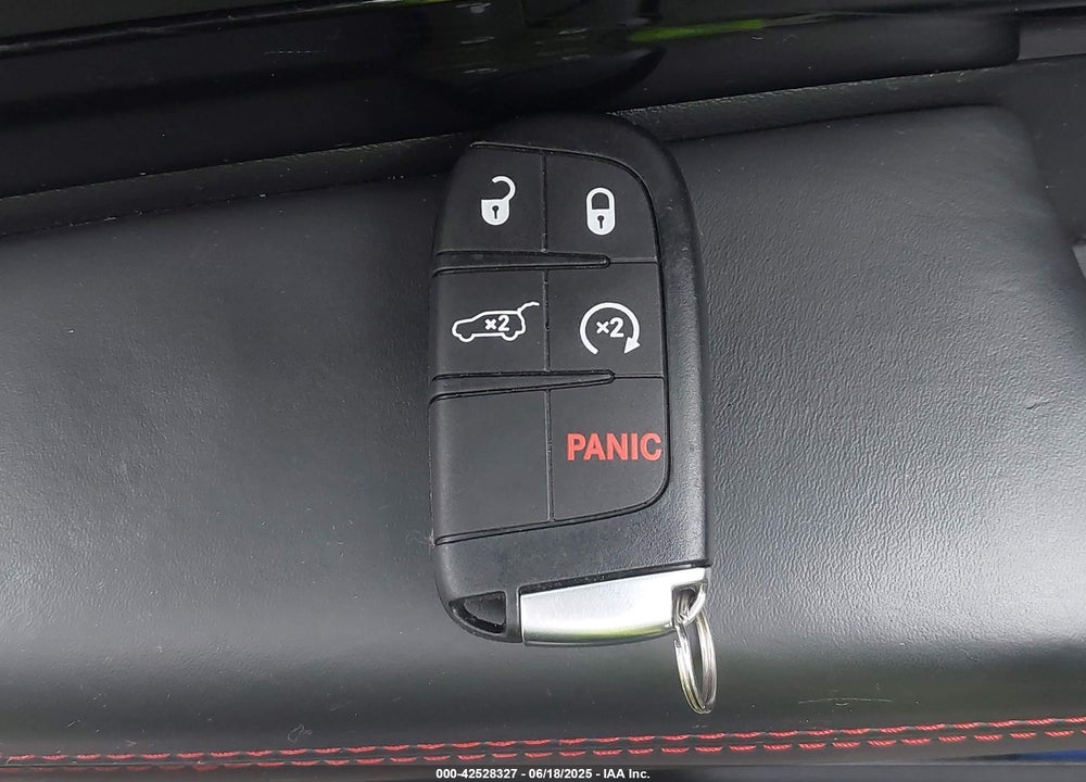 2023 DODGE DURANGO VIN: 1C4RDJEG1PC582304