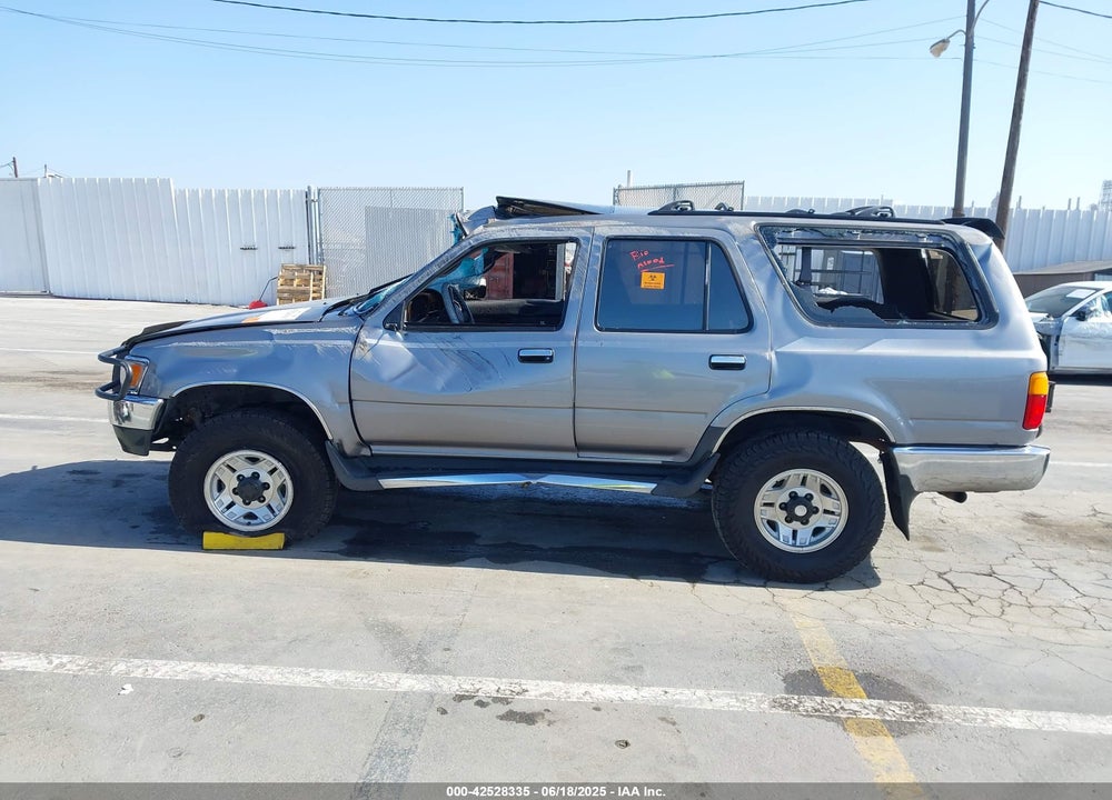 1993 TOYOTA 4RUNNER VIN: JT3VN29V0P0015842