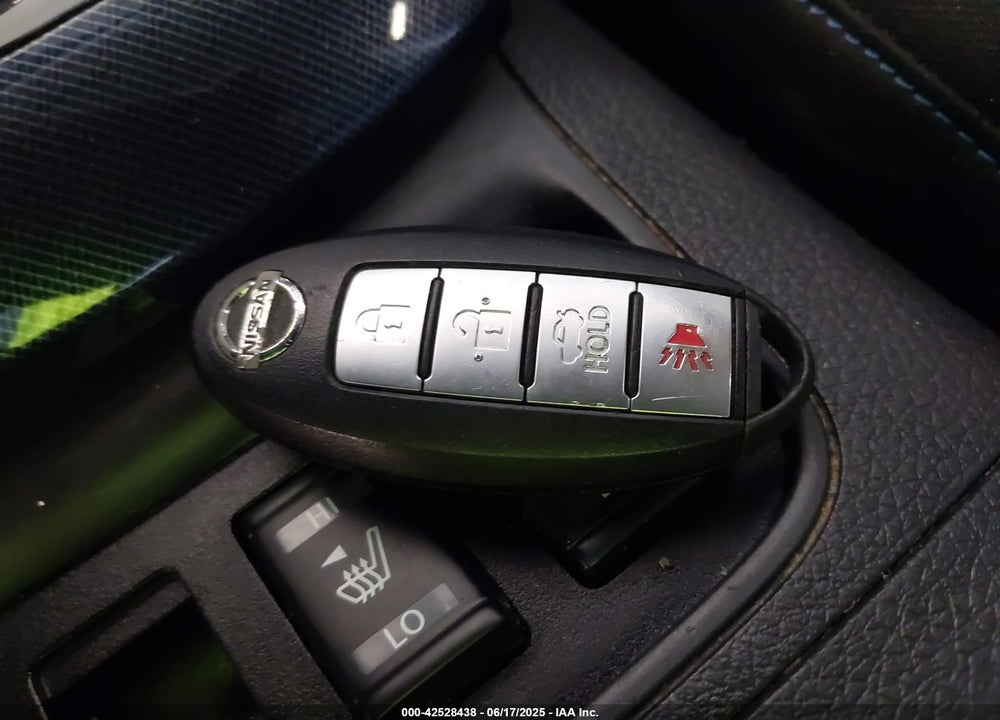 2019 NISSAN SENTRA SR VIN: 3N1AB7AP7KY323881