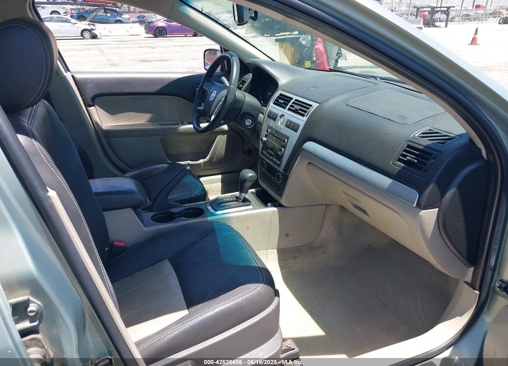 2008 MERCURY MILAN VIN: 3MEHM08128R653198
