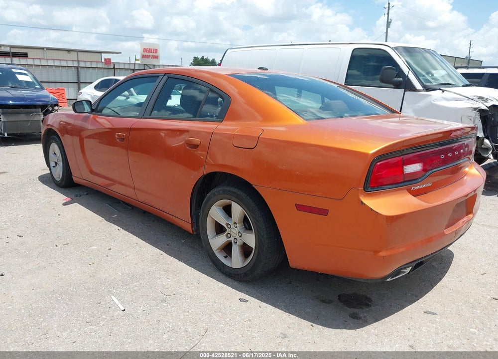 2011 DODGE CHARGER VIN: 2B3CL3CG2BH527245