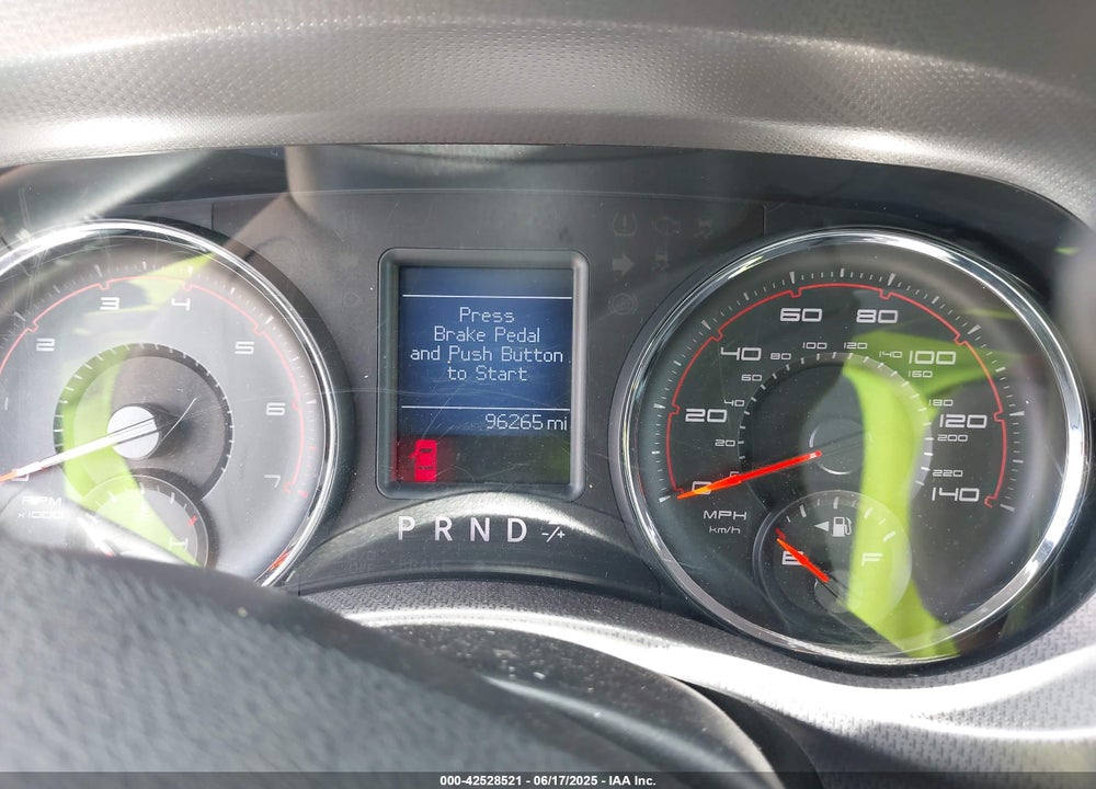 2011 DODGE CHARGER VIN: 2B3CL3CG2BH527245