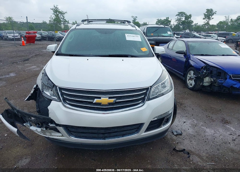 2017 CHEVROLET TRAVERSE 2LT VIN: 1GNKRHKD2HJ275931