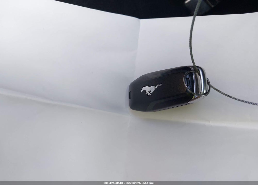 2016 FORD MUSTANG VIN: 1FA6P8TH8G5276659